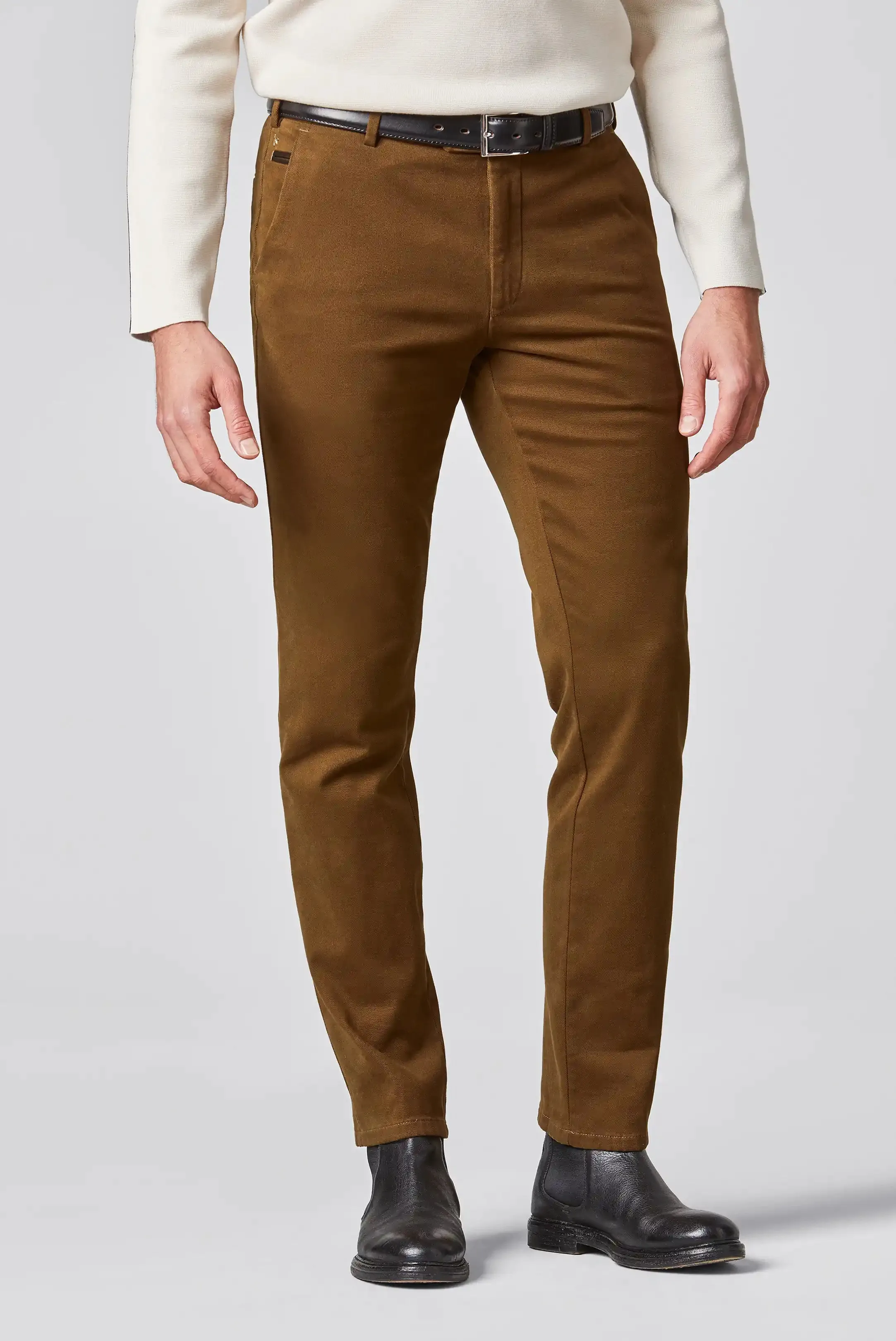 40% OFF - MEYER Exclusive Bonn Trousers - 8572 Luxury Twill Cotton Chino - Caramel - Size: 38 SHORT