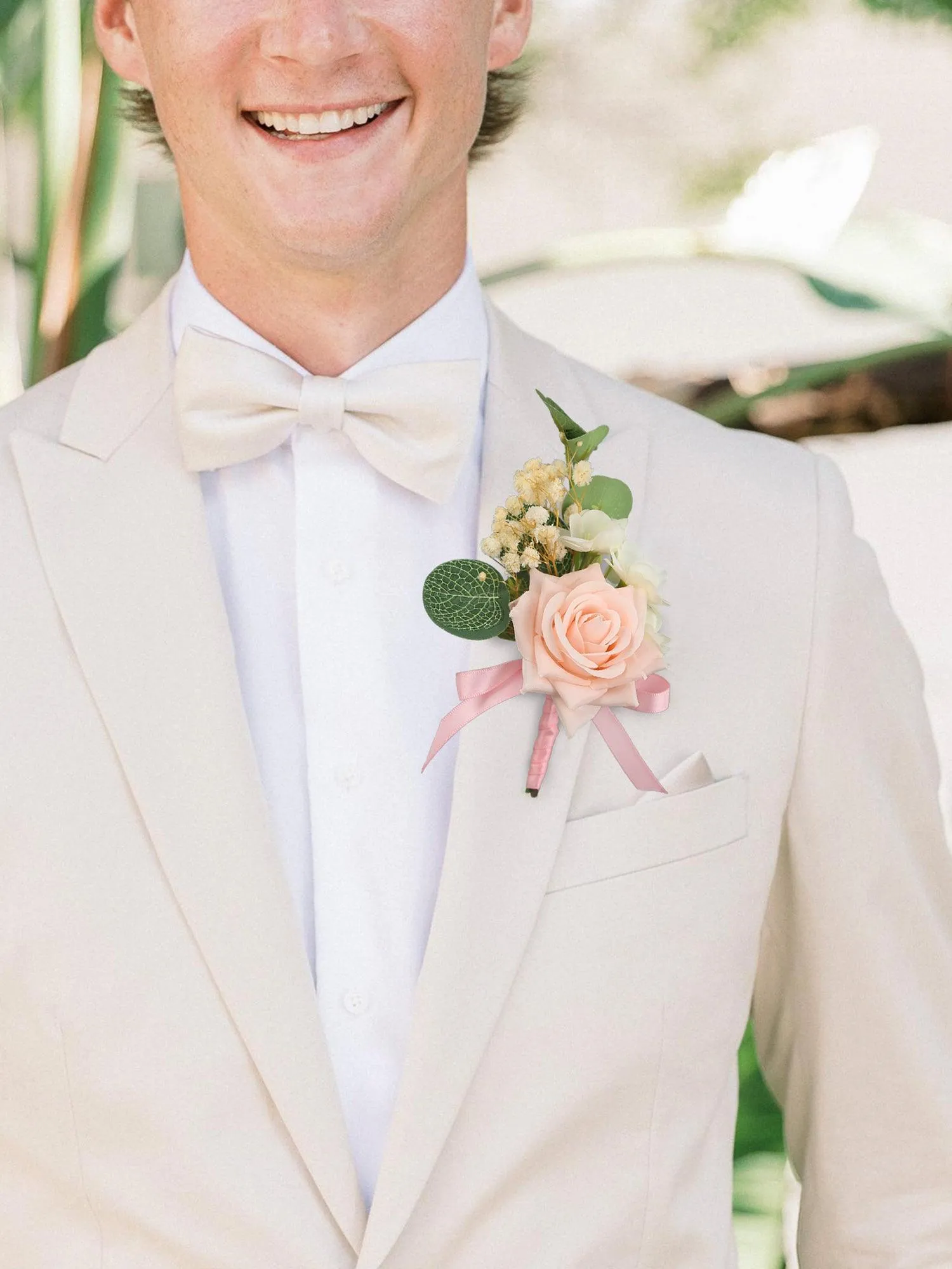 6Pcs Blush Pink & White Boutonnieres