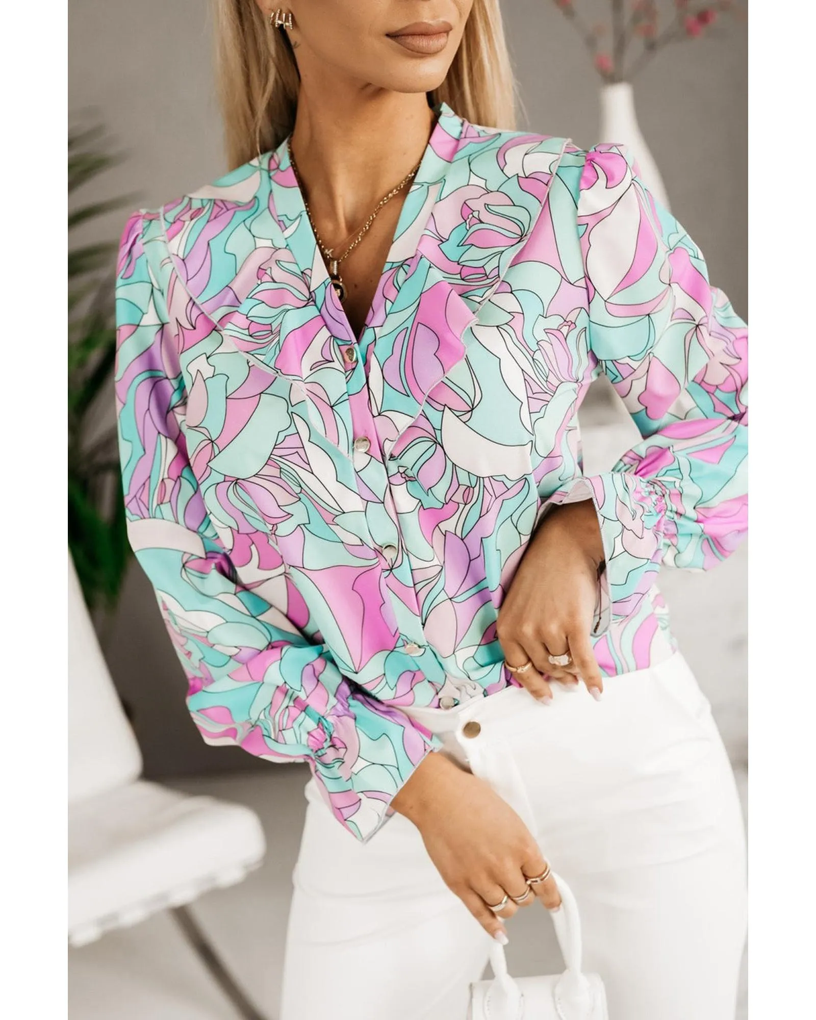 Azura Exchange Floral Print V-Neck Shirt with Ruffle Lapel - S