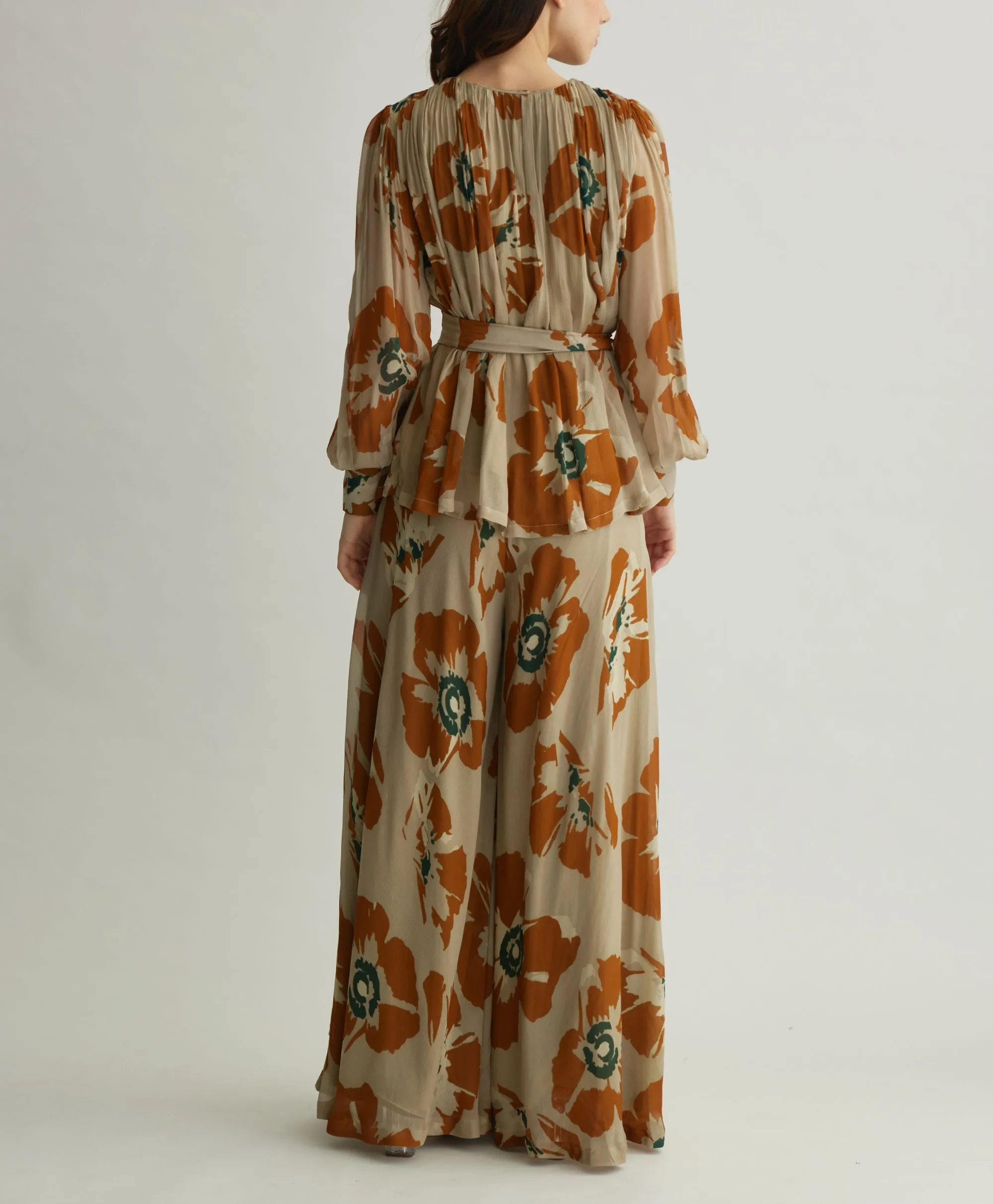 BEIGE AND RUST FLORAL PLEATED TOP