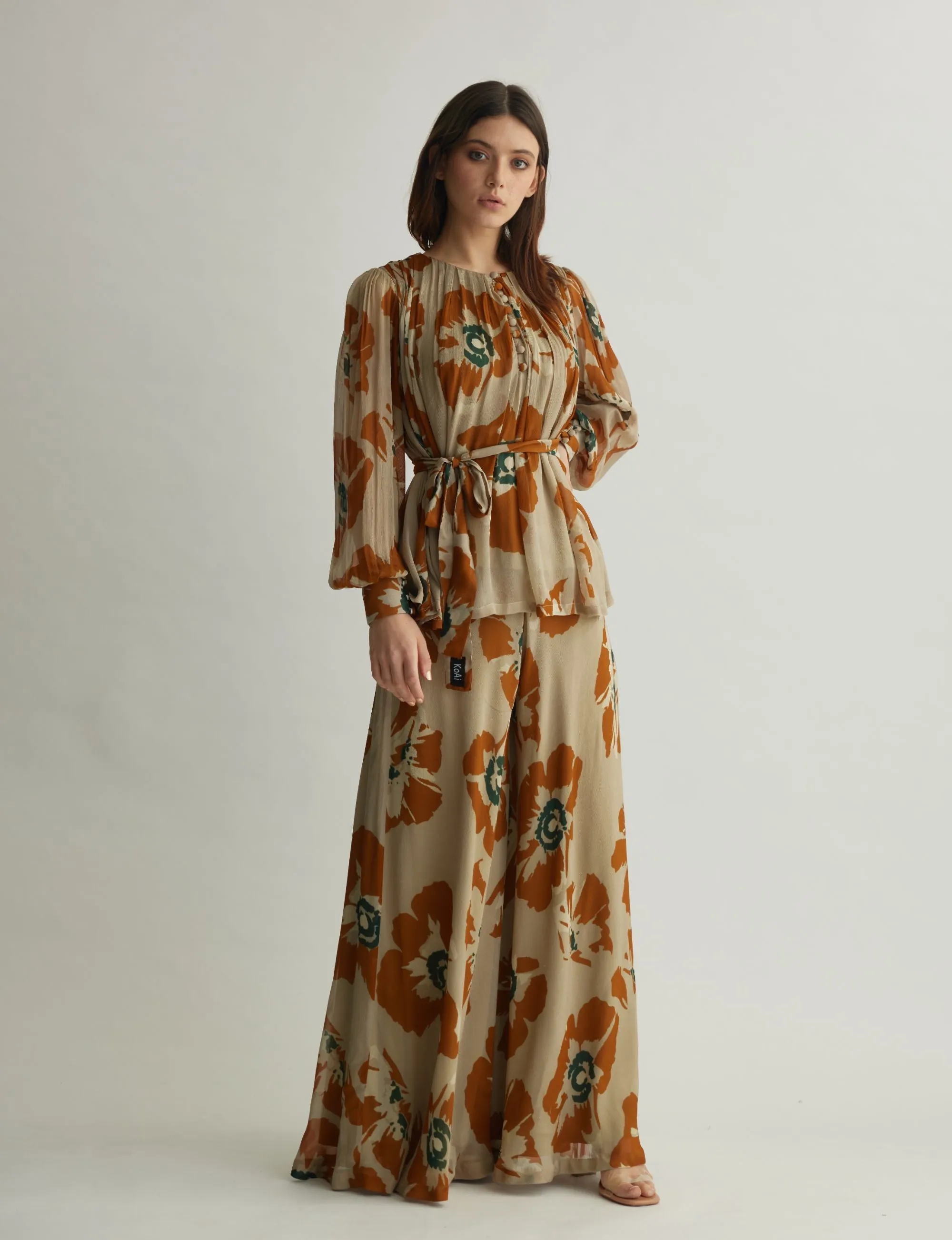 BEIGE AND RUST FLORAL PLEATED TOP