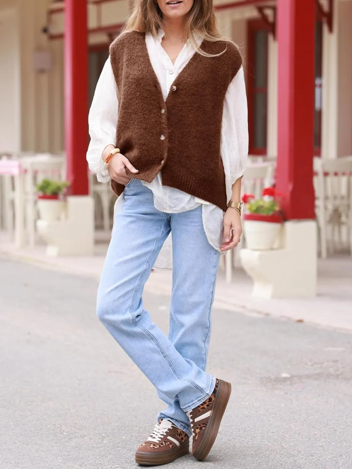 Cicy Bell Womens V Neck Sweater Vest Casual Button Down Knit Vest Outerwear Sleeveless Trendy Cardigans