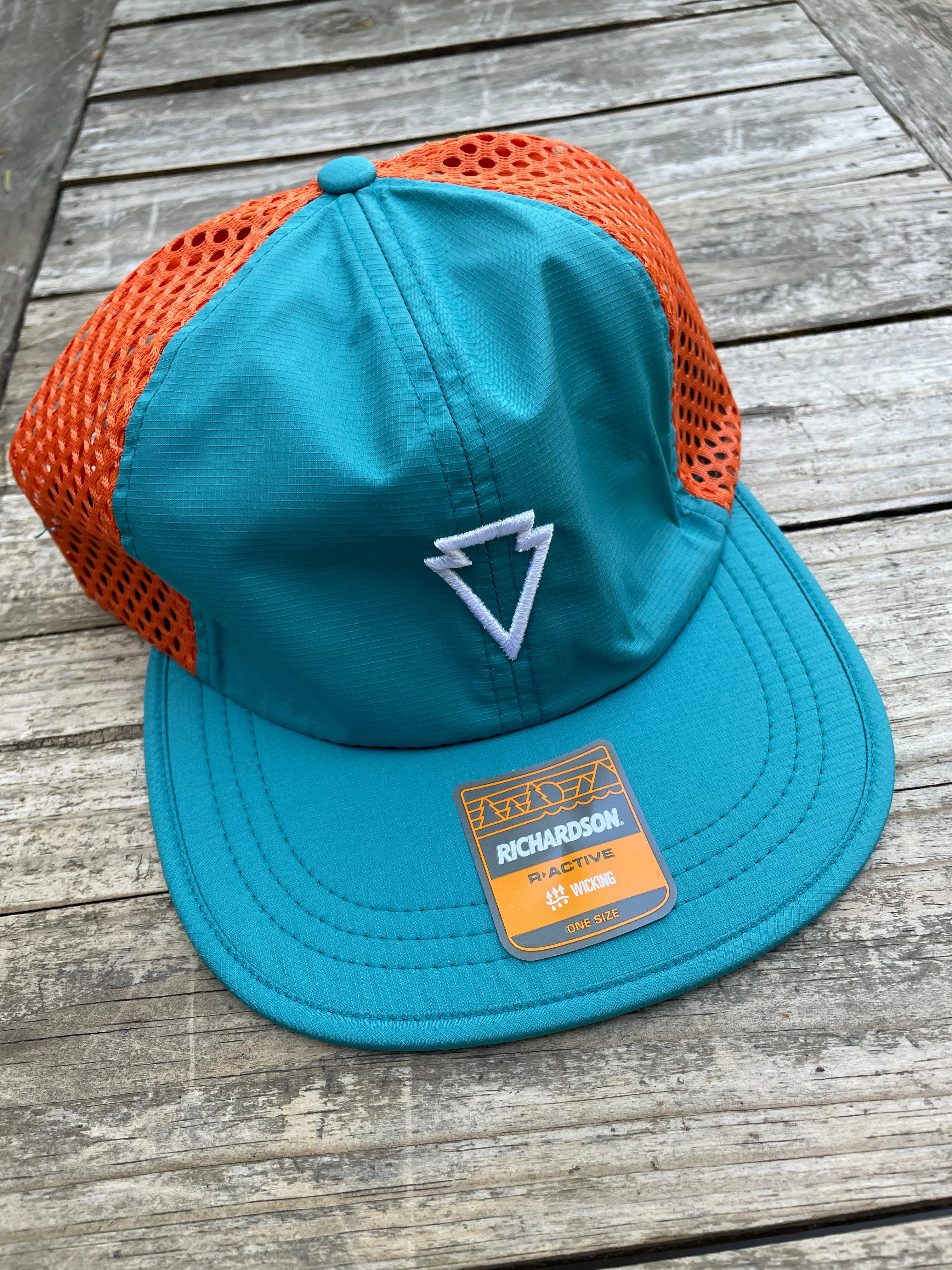 'MIKEY' MESH WATER RESISTANT HAT