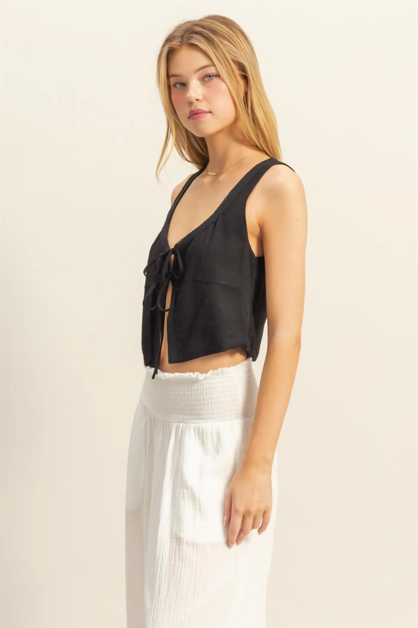 Missed Call Tie Vest