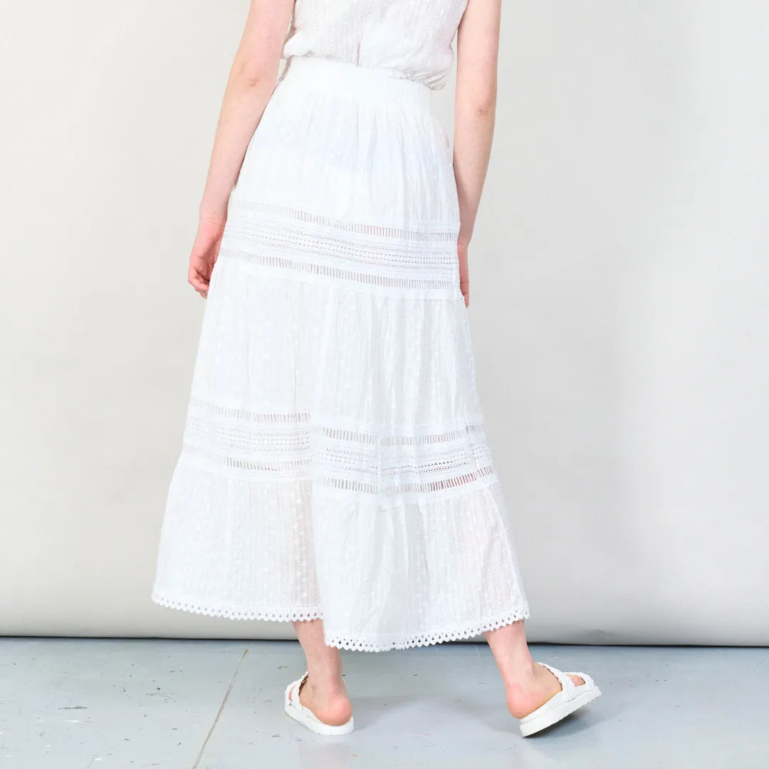 Sleeveless lace two-piece set with ruffle details wholesale
