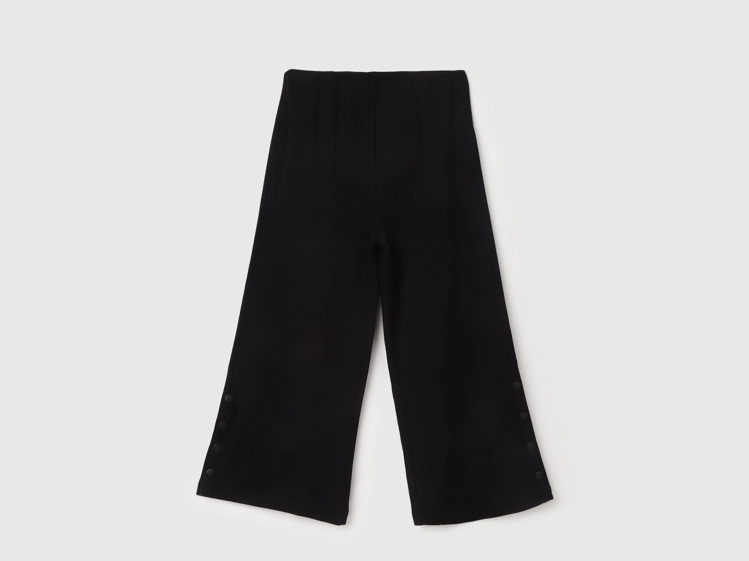 Solid Regular Fit Mid Waist Trousers