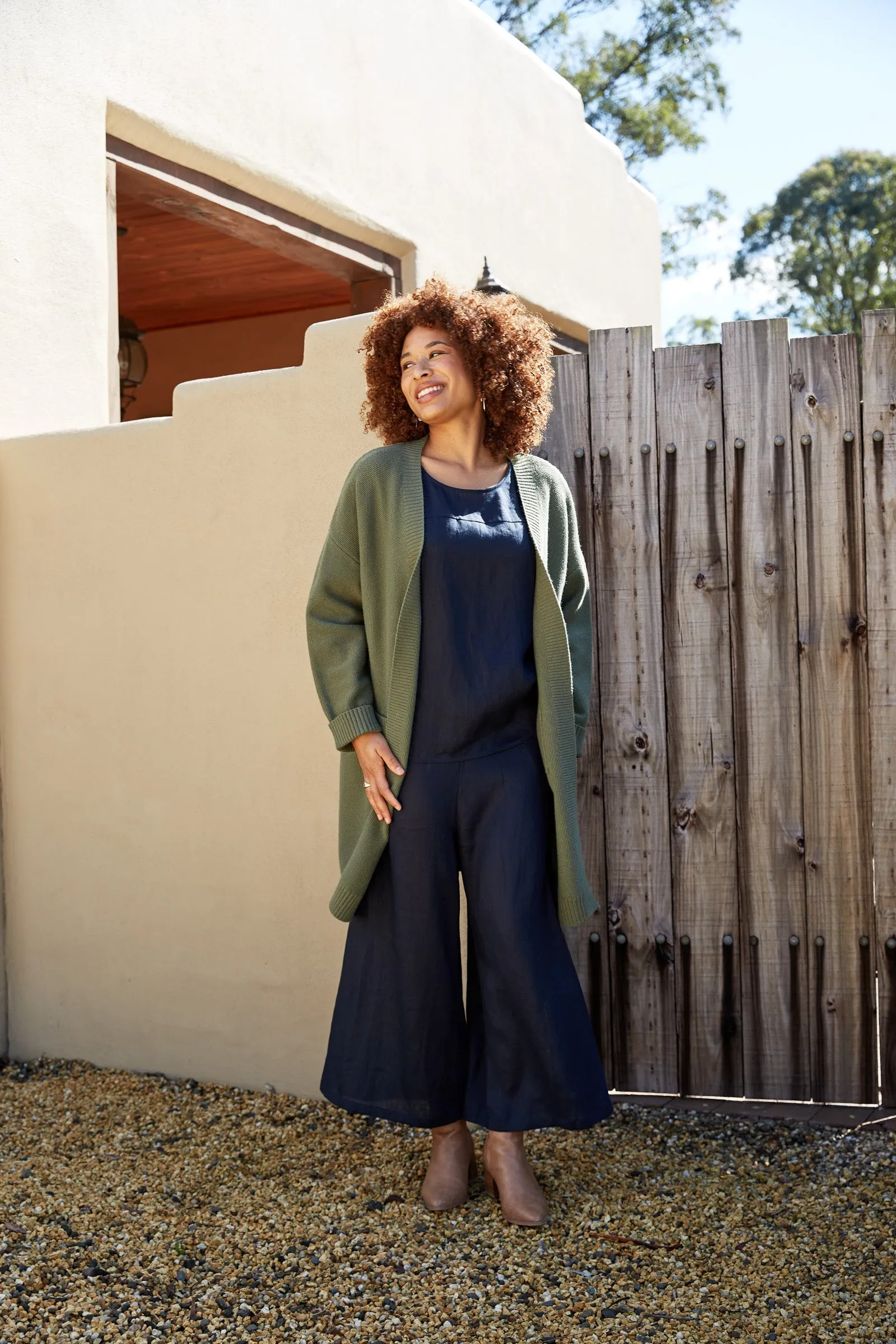 Studio Crop Pant Navy