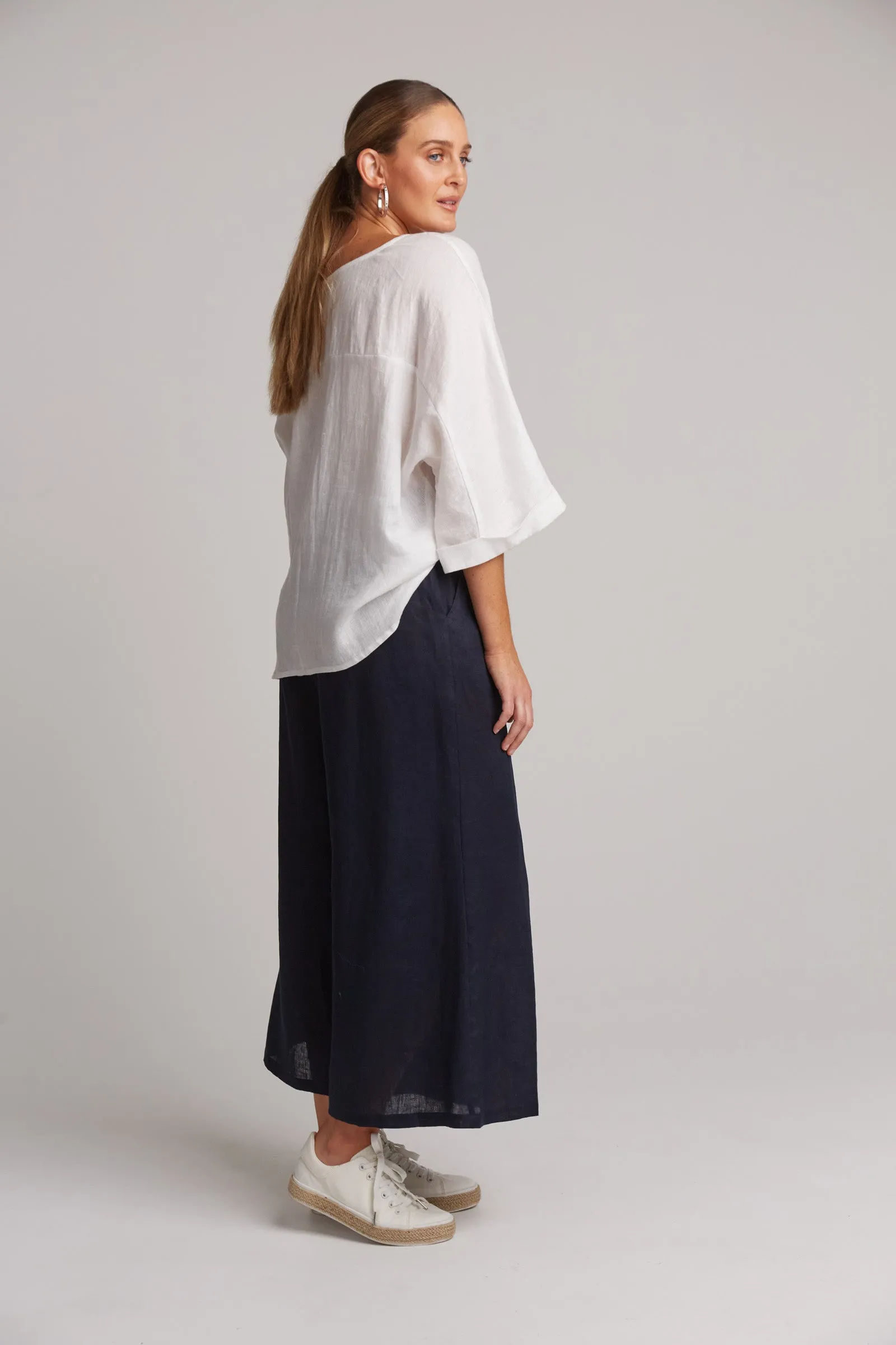 Studio Crop Pant Navy