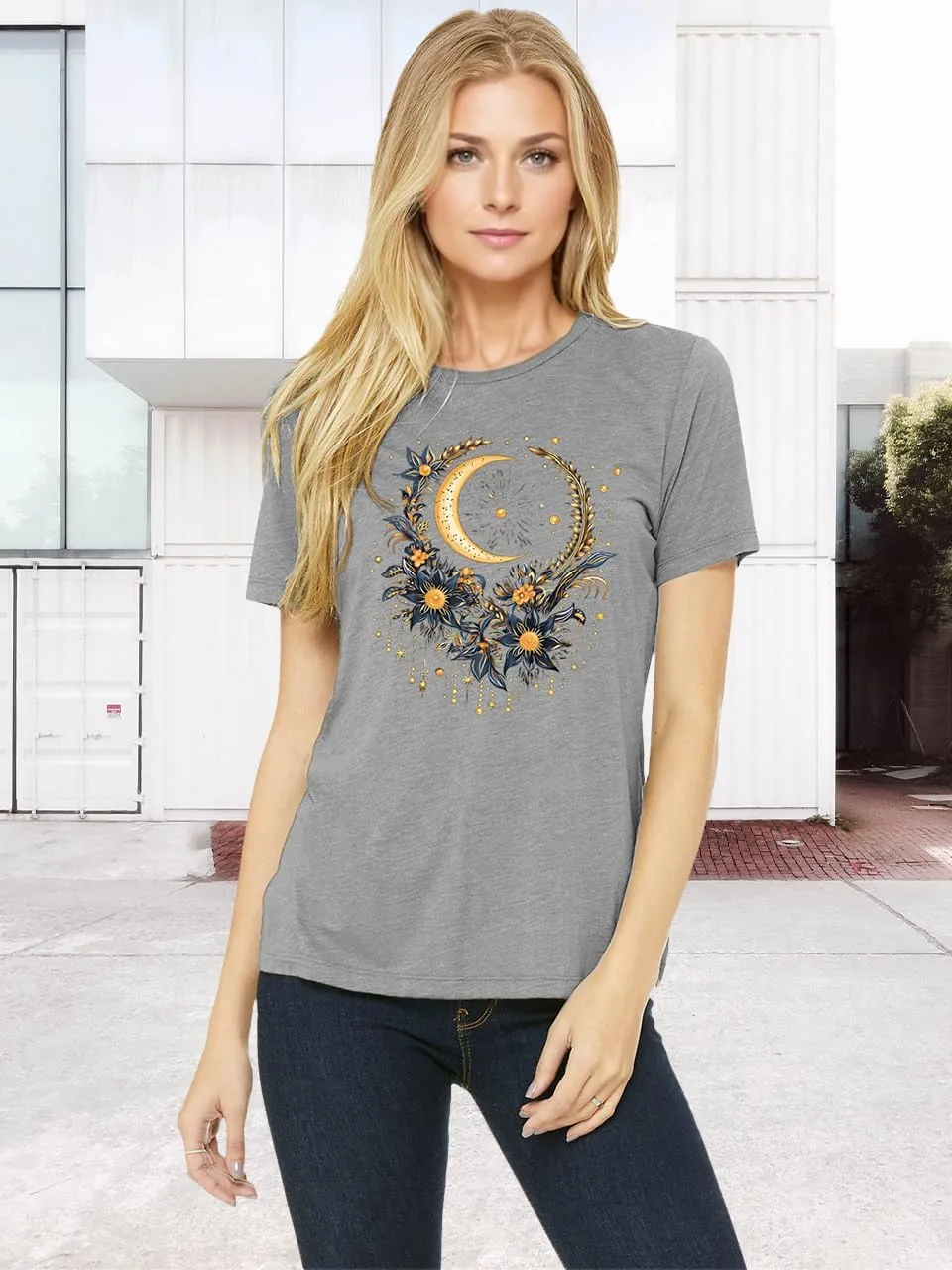 Women Mystical Moon and Sun Flower Shirt Vintage Wildflower T Shirts Boho Graphic Tees Short Sleeve Celestial Moon Tops