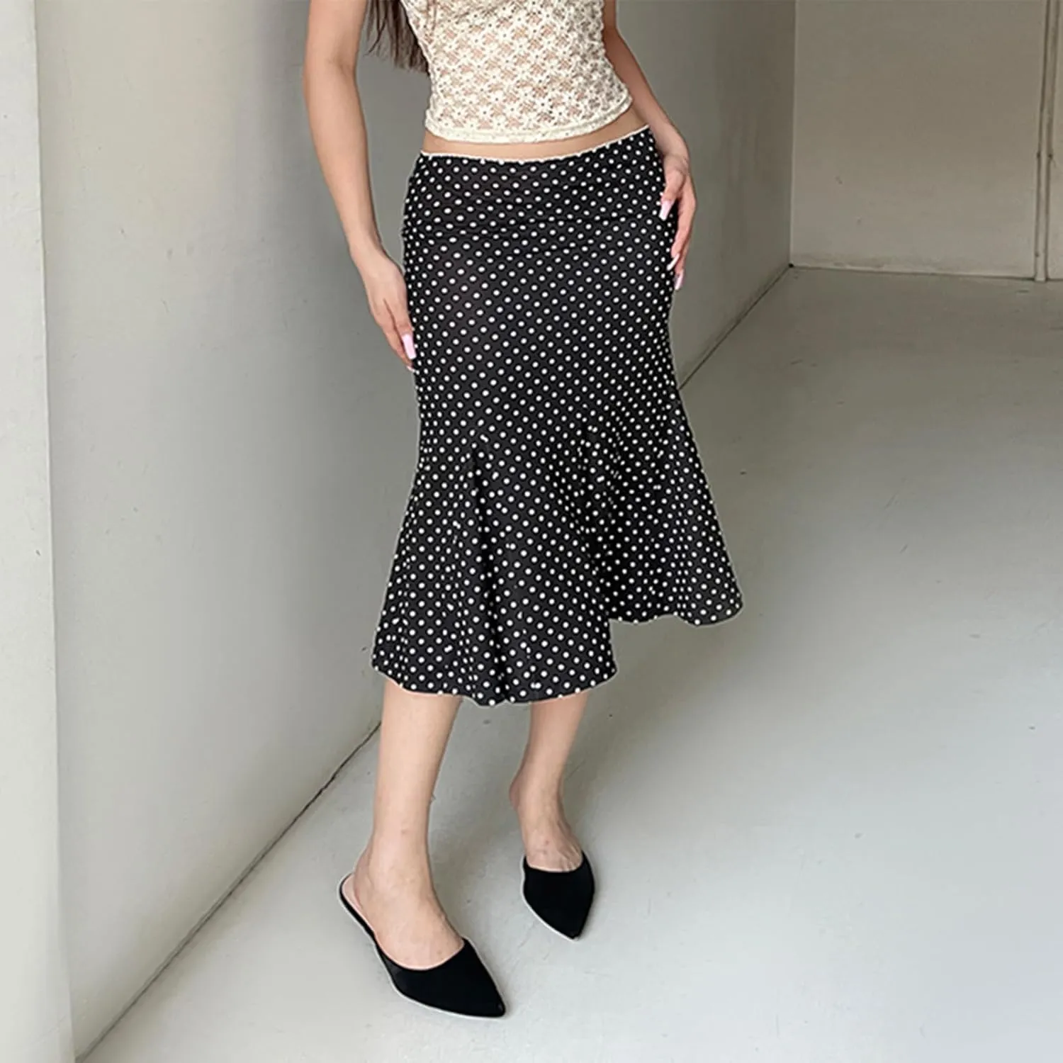 Women Y2K Ruffle Layered Maxi Skirt Elastic Waist Asymmetrical Hem Lace Trim A-line Long Skirt Holiday Vacation