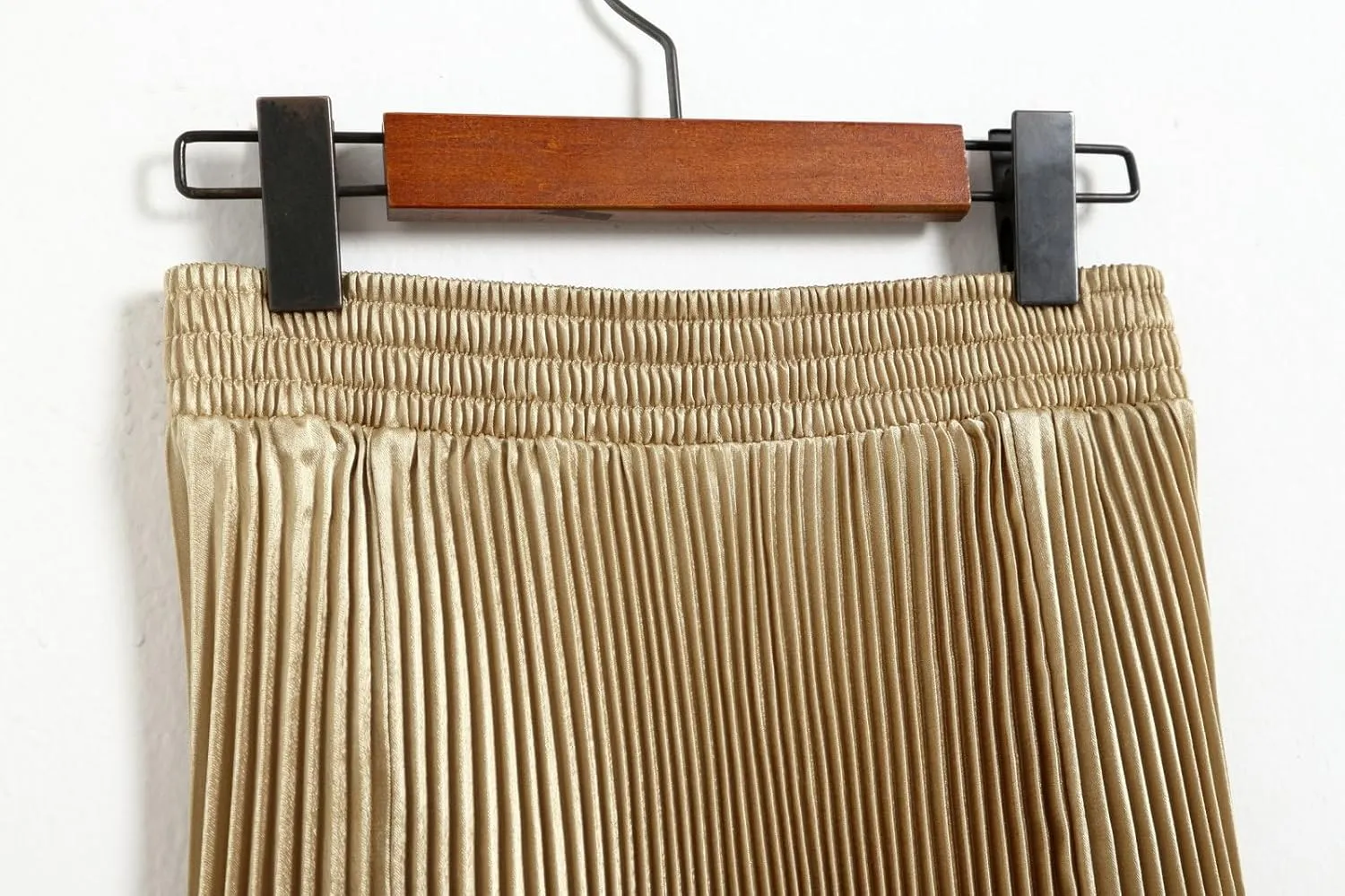 Womens Metallic Shiny Pleated Maxi Skirt Elastic High Waist A-Line Skirt Accordion Long Swing Skirt